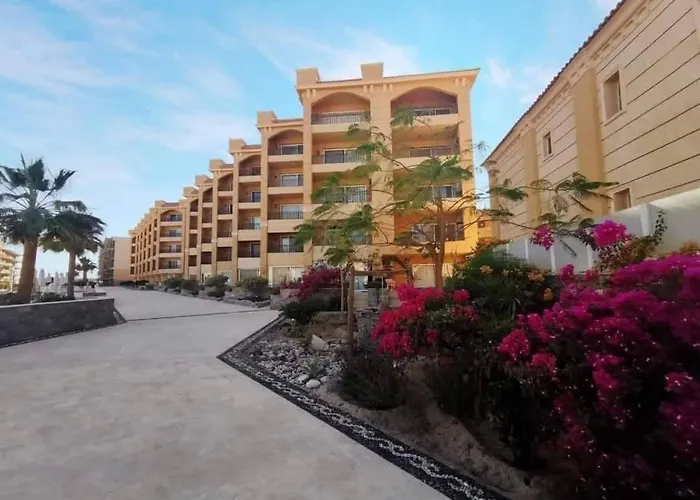 Little Santorini * Hurghada
